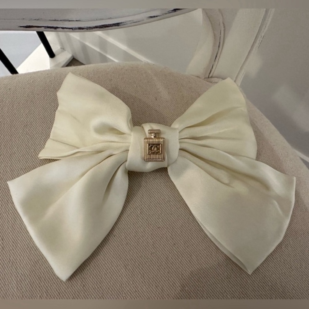Chanel Ivory Satin Bow Hair Accessory with Gold Perfume Detail Wedding NEW